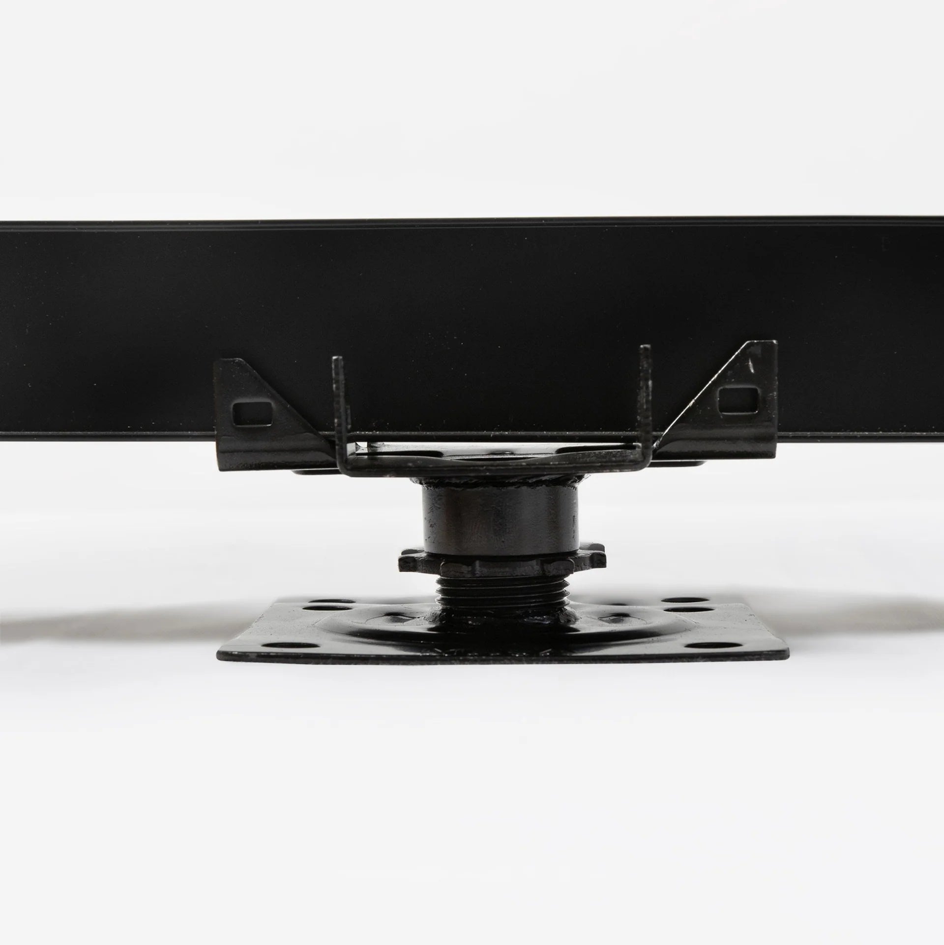 MESA Outdoor Steel Joist Pedestal – Adjustable Flat & Joist for floating floors, showcasing its durable design and high load capacity of up to 1000kg.